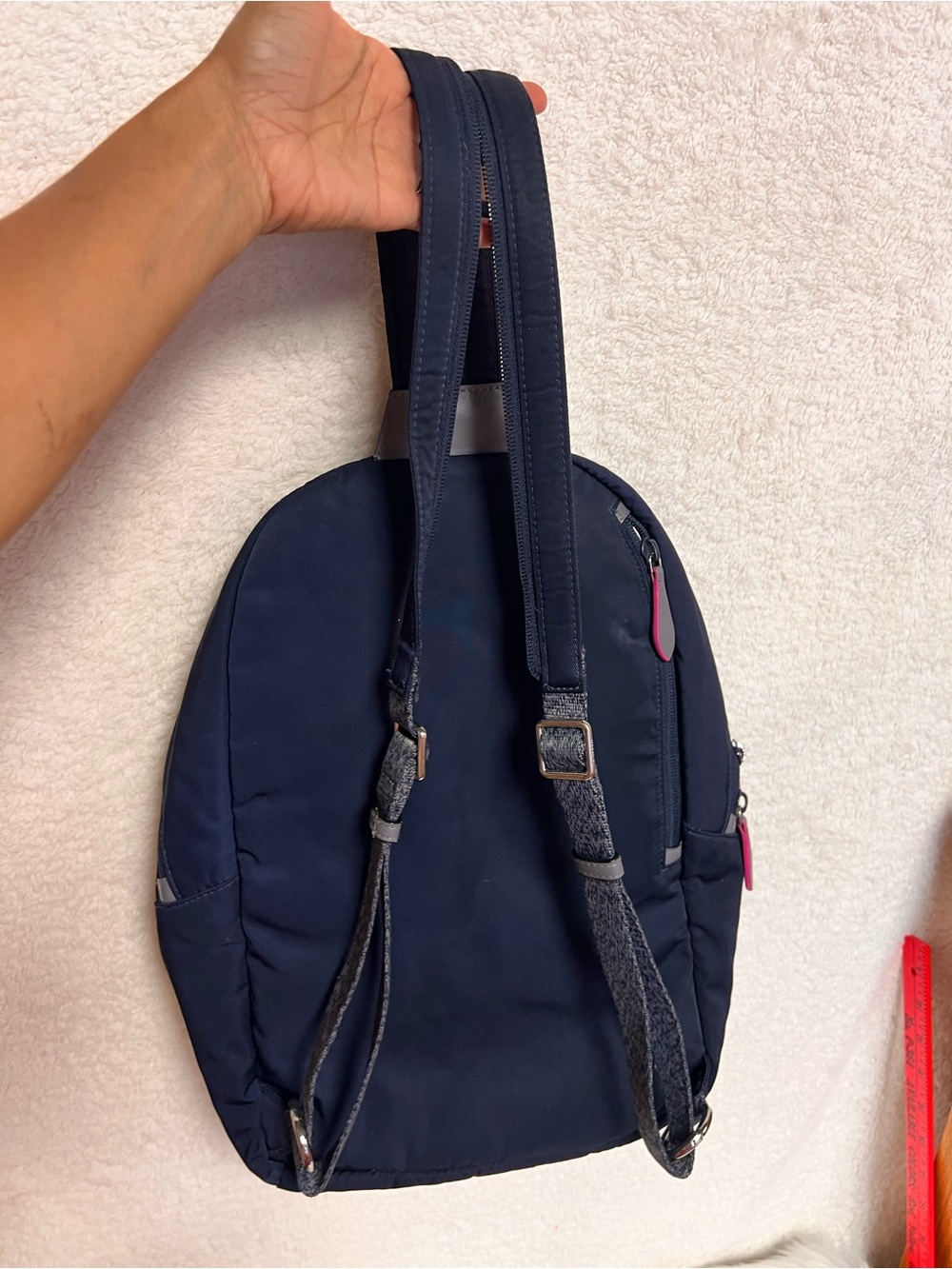Vera Bradley Navy Backpack with Pink Zipper Accents - Picture 4 of 7